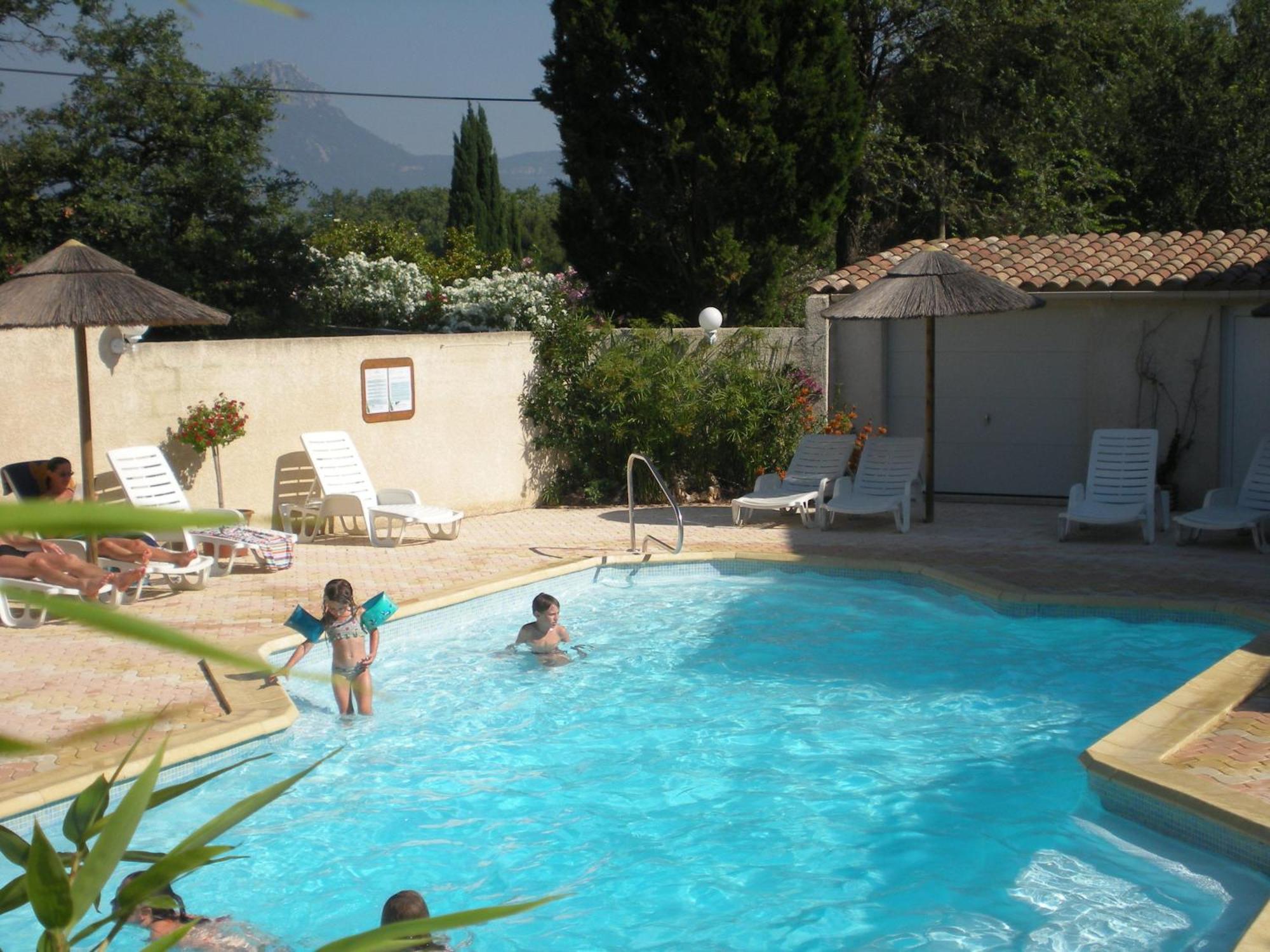 לה פרדה Eco-Lodge Lou Pantai מראה חיצוני תמונה