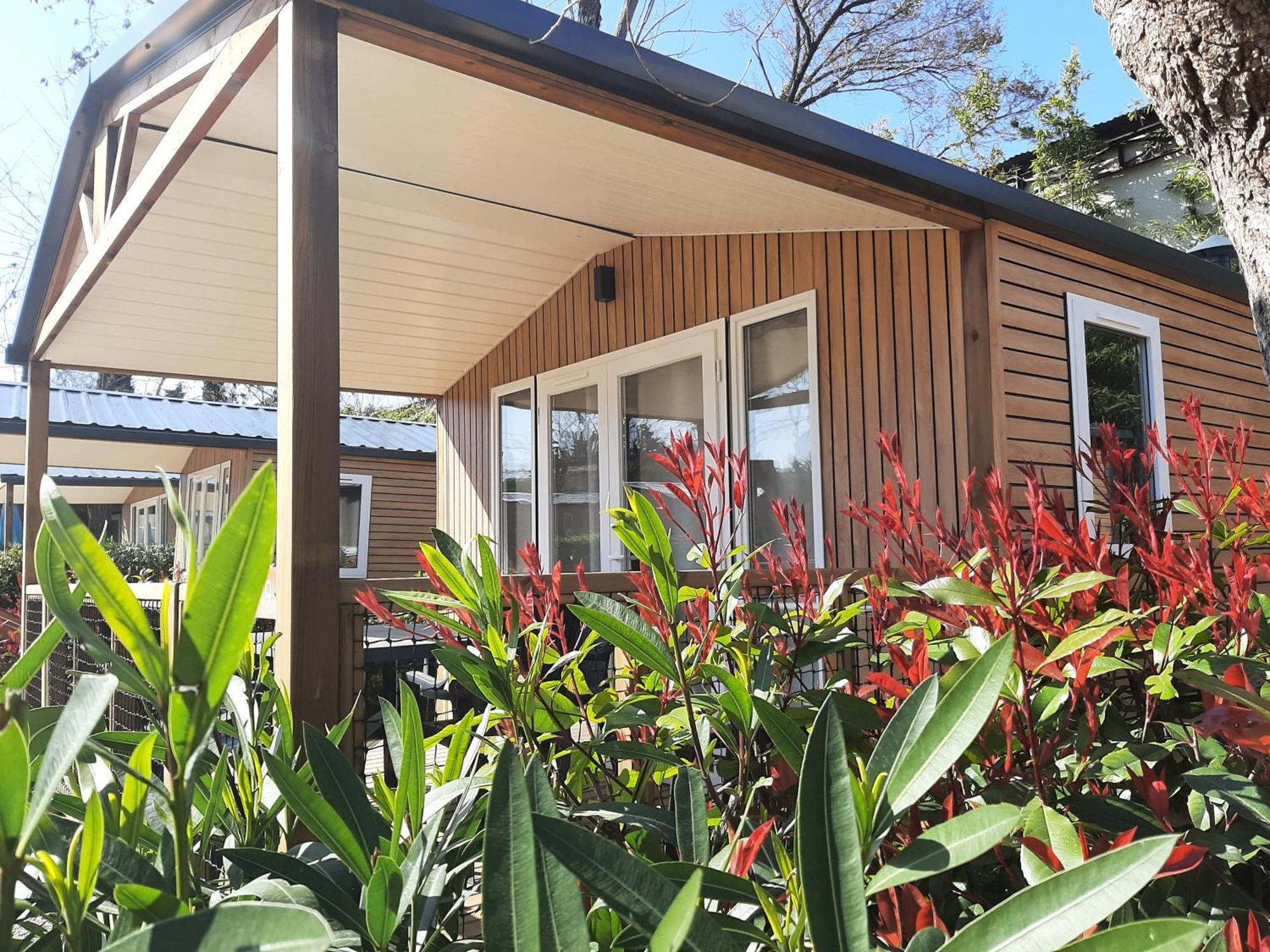 לה פרדה Eco-Lodge Lou Pantai מראה חיצוני תמונה